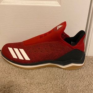 NWT Men’s Adidas Icon 4 Trainer Sneakers.